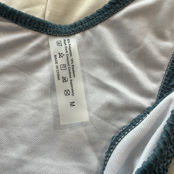 bikini - Picture 2 of 5